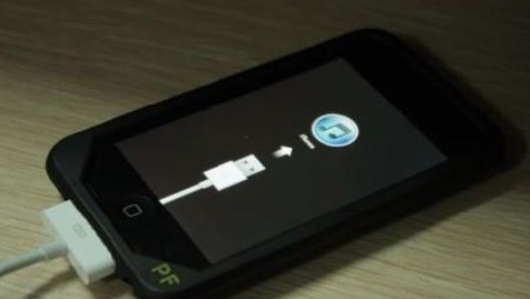 iPhone5 6.1.2完美越獄後死機白蘋果怎麼解決  