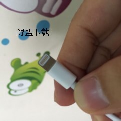 iPhone6的數據線和iPhone5通用麼  