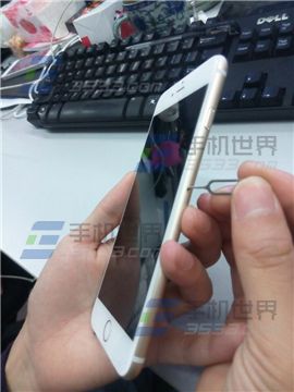 iPhone6Plus怎麼插卡   