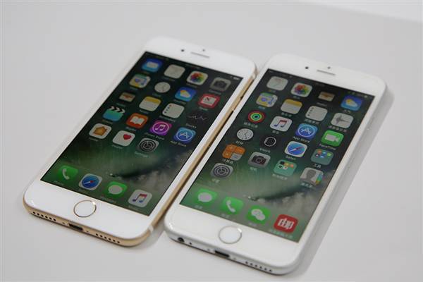 iPhone7土豪金好看嗎？蘋果7土豪金真機高清圖賞