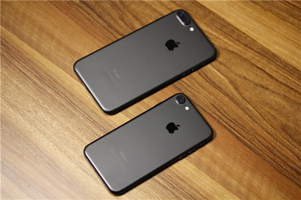 iphone 7降價了嗎？黑色國行iPhone 7售價  