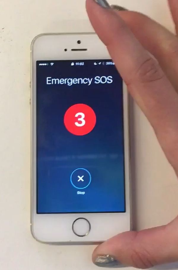 iOS10新技能：快速按電源鍵5下可激活SOS功能  
