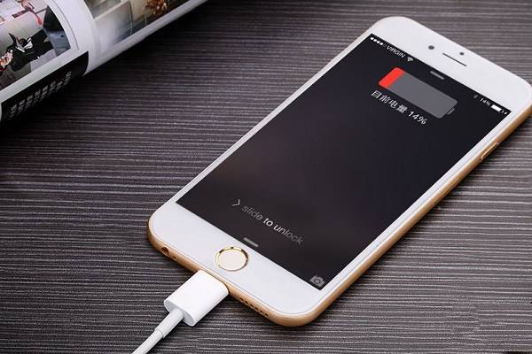 iPhone6S自動關機免費換電池正確方法  