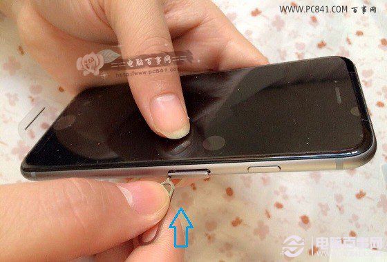 iPhone6 Plus安裝SIM卡教程