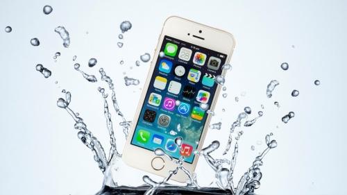 蘋果iPhone進水正確的處理方式，附換機秘籍