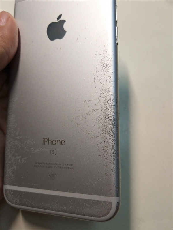完美解決iPhone 6S後殼氧化變蕾絲問題