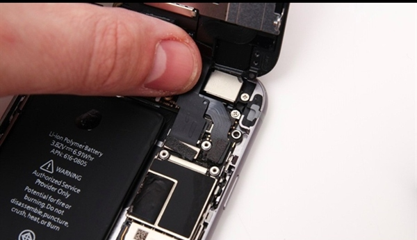 如何給iPhone手機換電池？