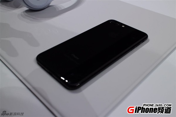 iPhone7亮黑色怎麼樣？亮黑色iPhone7多少錢？