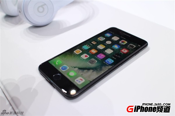 iPhone7亮黑色怎麼樣？亮黑色iPhone7多少錢？