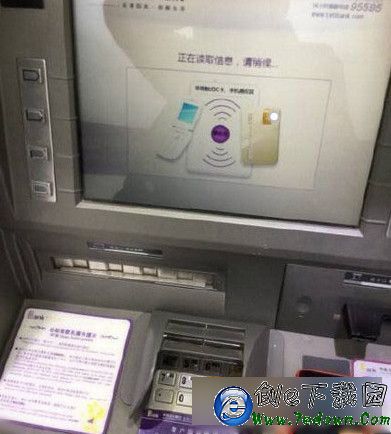 Apple pay怎麼在ATM機上取款？Apple pay自動取款機取款步驟