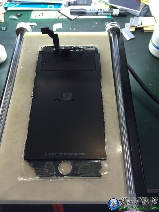 iPhone6 Plus屏幕碎了不用怕 手把手教你維修