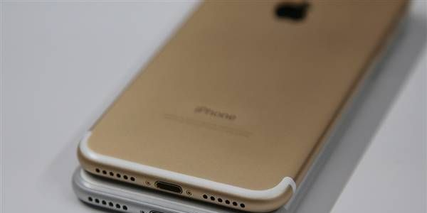 iPhone7土豪金好看嗎？蘋果7土豪金真機高清圖賞