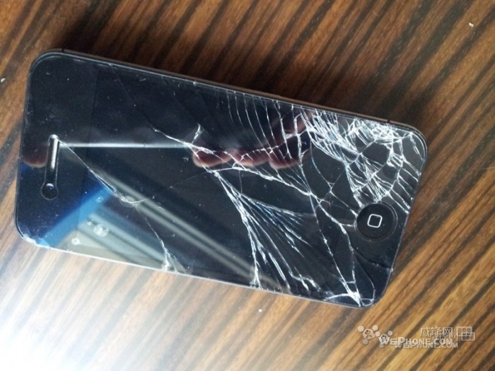 iphone4s屏碎、拆機分解、黑洗白 